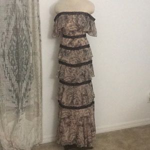 COPY - BCBGMAXAZRIA DRESS SZ 4